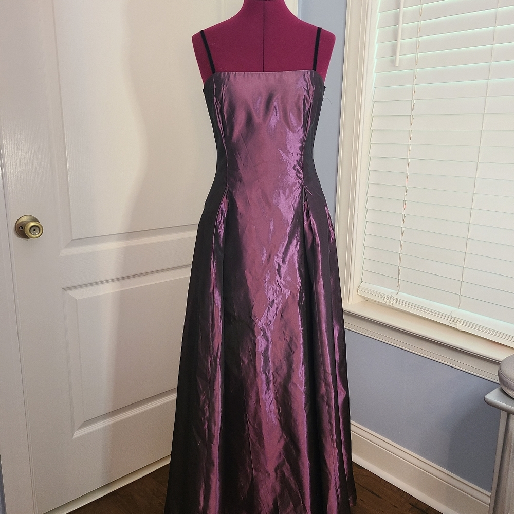 CACHET Vintage 80s Taffeta Prom Dress